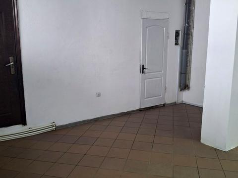 комерційна за адресою Базарна вул., 2