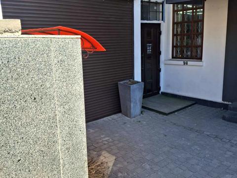 комерційна за адресою Базарна вул., 2
