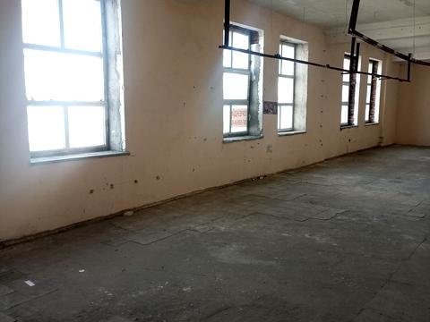 комерційна за адресою Стовпова вул., 19