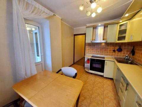 квартира за адресою Братства Тарасівців вул. (Декабристів), 12/37