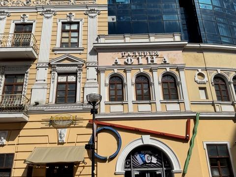 комерційна за адресою Грецька пл., 3/4