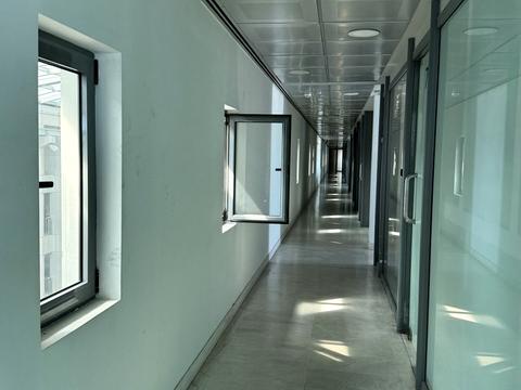 комерційна за адресою Грецька пл., 3/4