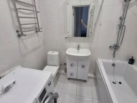 квартира за адресою Героїв Небесної Сотні просп., 18/1