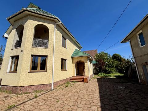 будинок за адресою Івана Луценка вул., 38