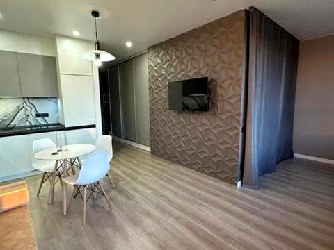 квартира за адресою Олени Теліги вул., 25