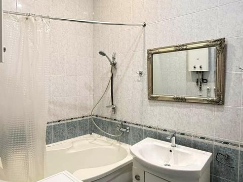 квартира по адресу Дмитрия Яворницкого просп. (Карла Маркса), 72-Б