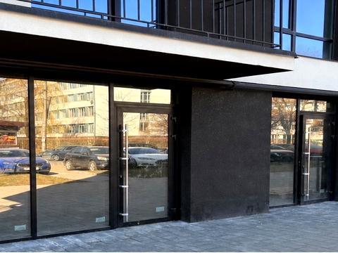 комерційна за адресою Флотська вул., 10-Б