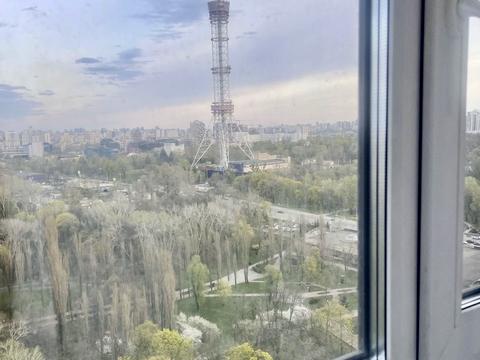 квартира за адресою Олени Теліги вул., 25