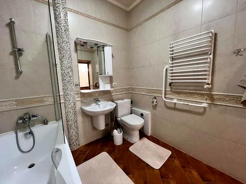 квартира за адресою Сергія Єфремова вул., 75