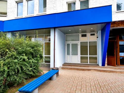 коммерческая по адресу Миколы Бажана просп., 14