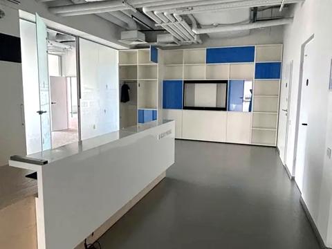 коммерческая по адресу Спортивная пл., 1