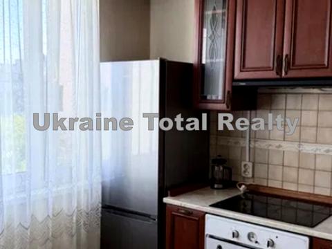 квартира за адресою Рональда Рейгана вул., 6-А