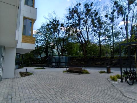 комерційна за адресою Петра Карманського вул. (), 7а