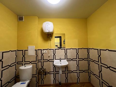 комерційна за адресою Волошкова вул., 30