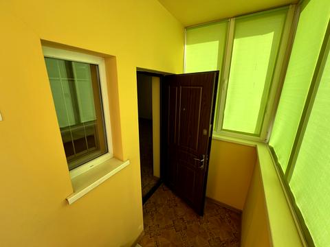 комерційна за адресою Волошкова вул., 30