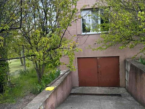 будинок за адресою Менделєєва вул.