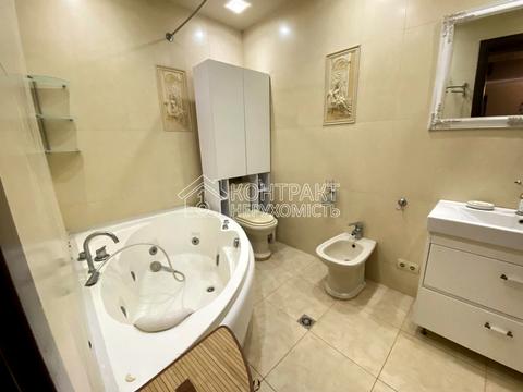 квартира по адресу Дружбы Народов ул., 228а