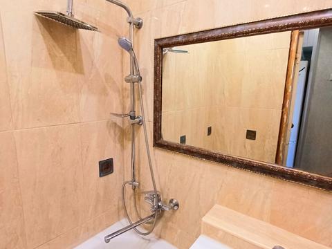 квартира за адресою Симиренка вул., 5