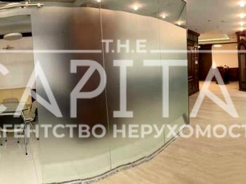 комерційна за адресою Інститутська вул., 18-А