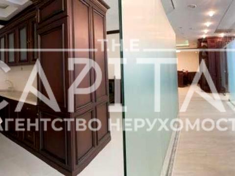 комерційна за адресою Інститутська вул., 18-А