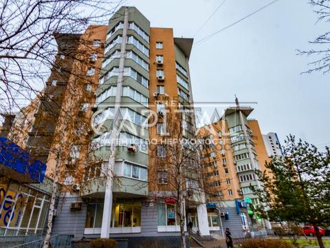 комерційна за адресою Раїси Окіпної вул., 4-А