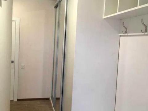 будинок за адресою Набережна вул.