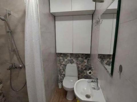 будинок за адресою Набережна вул.