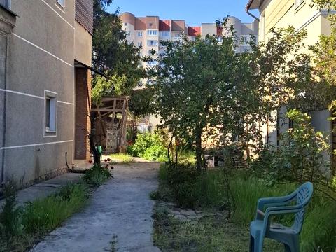 будинок за адресою Академіка Вернадського вул.