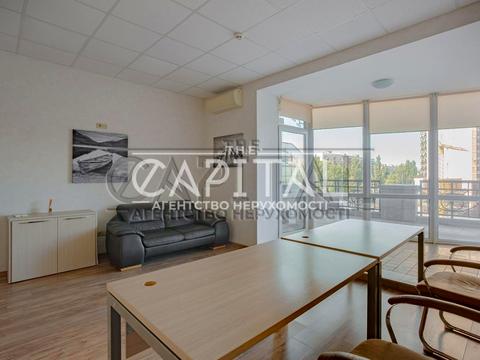 коммерческая по адресу Леся Курбаса просп., 7-Б