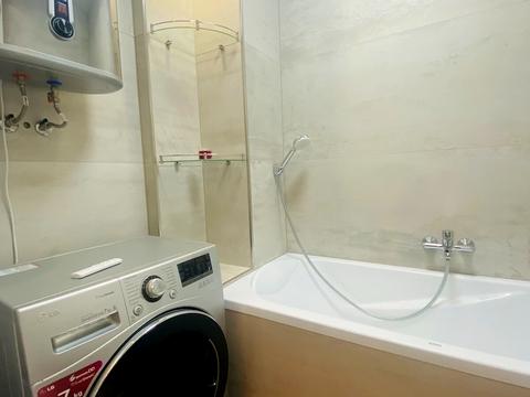 квартира за адресою Академіка Заболотного вул., 1-Б
