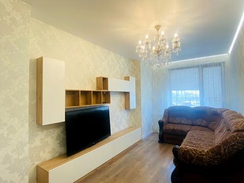 квартира за адресою Академіка Заболотного вул., 1-Б