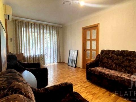 квартира за адресою Тополева вул., 5