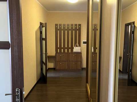 квартира за адресою Київ, Урлівська вул., 11/44