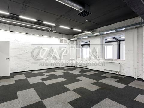 комерційна за адресою Варязький пров., 14