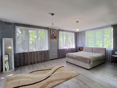 комерційна за адресою Дрогобицька вул., 85