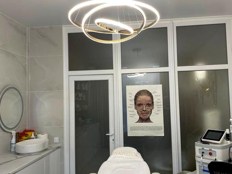 комерційна за адресою Галицька вул., 59