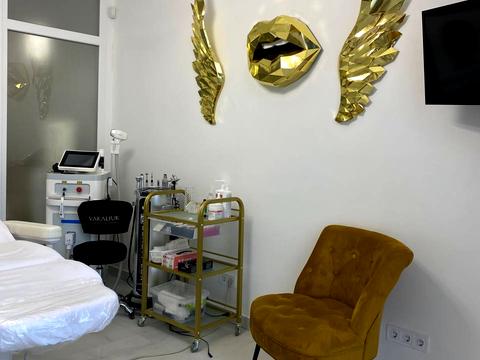 комерційна за адресою Галицька вул., 59
