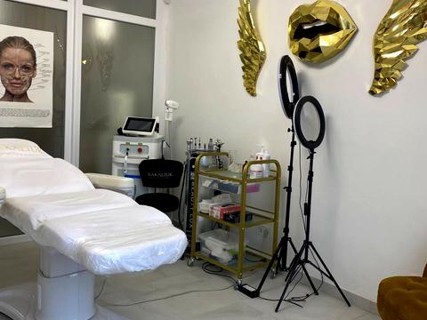 комерційна за адресою Галицька вул., 59