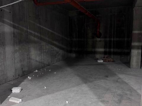 паркомісце за адресою Володимира Івасюка вул., 82