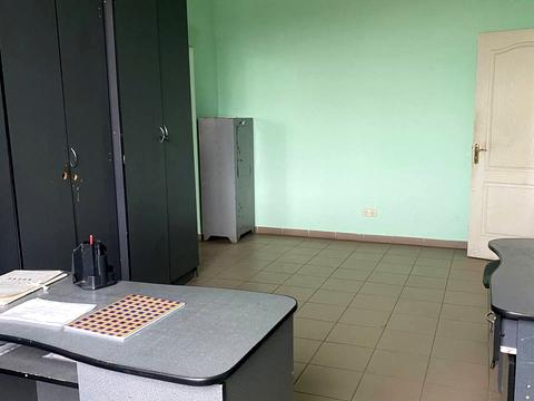 коммерческая по адресу Шептицкого пл., 5