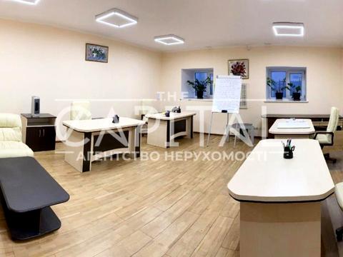 комерційна за адресою Лютеранська вул., 25