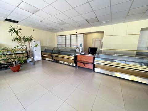 коммерческая по адресу Петлюры бульв., 1