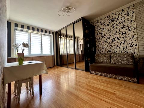 квартира по адресу Зерова ул., 13