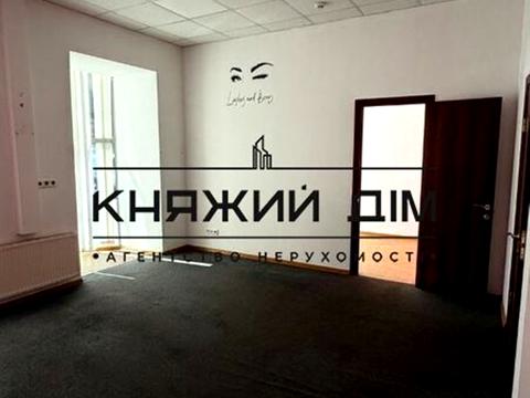 комерційна за адресою Олекси Тихого вул. (Виборзька), 42-А