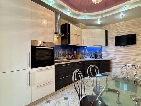 квартира по адресу Ревуцкого ул., 7-В