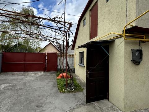 будинок за адресою Сергія Світославського вул. (Чкалова), 1