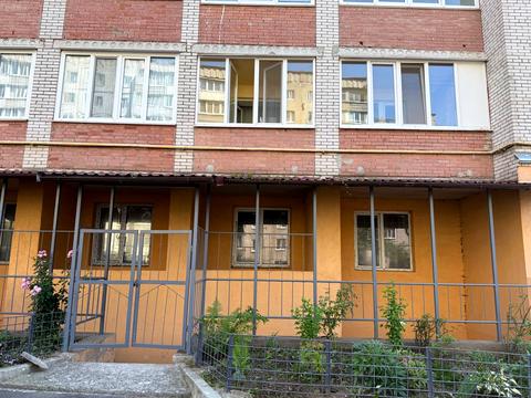 комерційна за адресою Завадського вул., 54