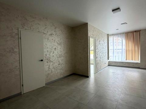 комерційна за адресою Подільська вул., 58