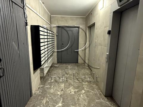 квартира за адресою Каштанова вул., 4
