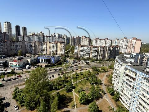 квартира за адресою Каштанова вул., 4
